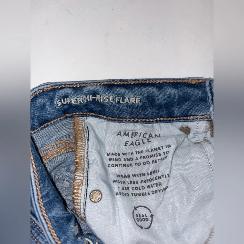 American Eagle Jeans Medium Wash Stretch Denim Casual Flare Fit Size 4 - Picture 11 of 11